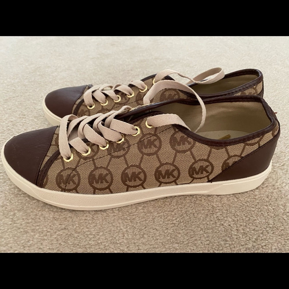 Women’s Michael Kors Sneakers size 10